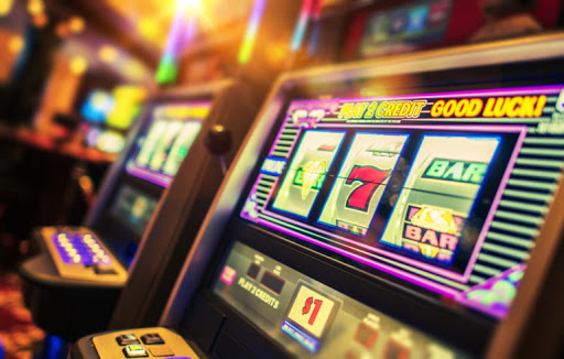 How to play slot online
